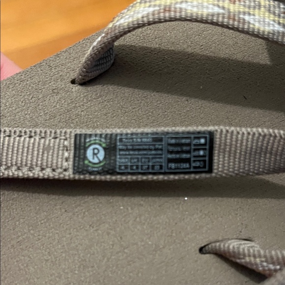 Teva Olowahu Slip-On Sandals for Women - Picture 5 of 5